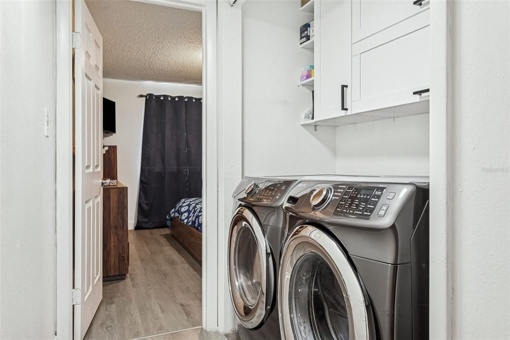 For Sale: $245,000 (3 beds, 2 baths, 1432 Square Feet)