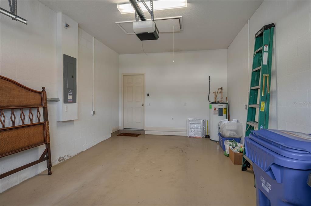 待售: $319,000 (3 贝兹, 2 浴室, 1682 平方英尺)