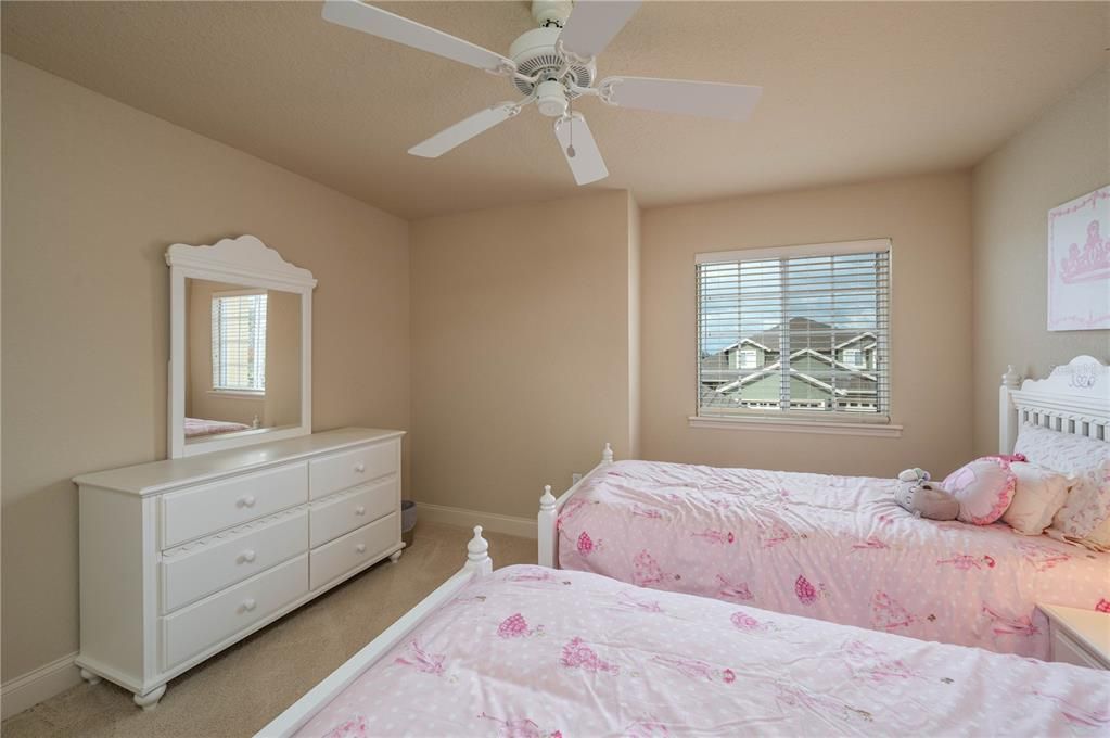 待售: $319,000 (3 贝兹, 2 浴室, 1682 平方英尺)