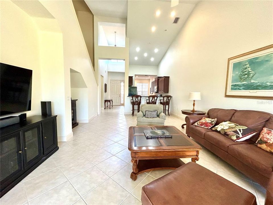 待售: $319,000 (3 贝兹, 2 浴室, 1682 平方英尺)