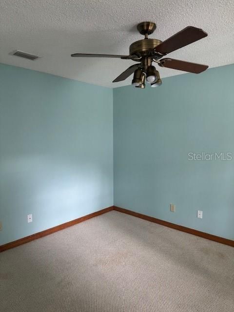 В аренду: $1,200 (2 спален, 1 ванн, 784 Квадратных фут)