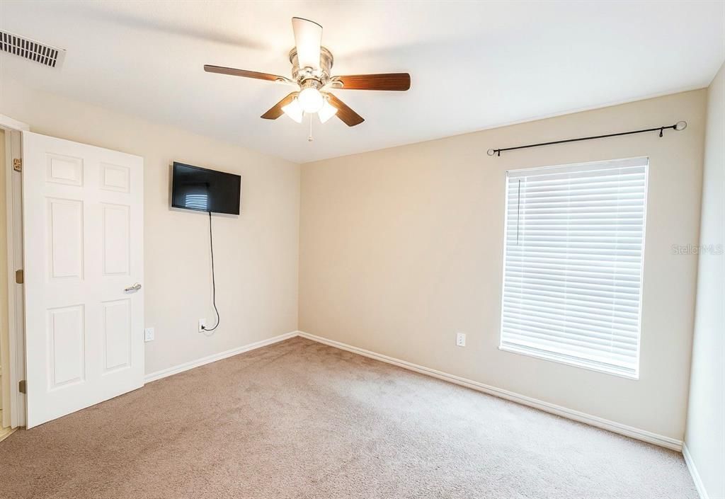 For Sale: $314,900 (4 beds, 2 baths, 1848 Square Feet)