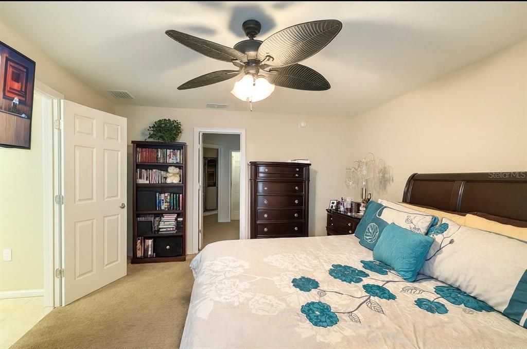 For Sale: $314,900 (4 beds, 2 baths, 1848 Square Feet)