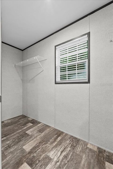 合同活跃: $265,000 (3 贝兹, 2 浴室, 1600 平方英尺)