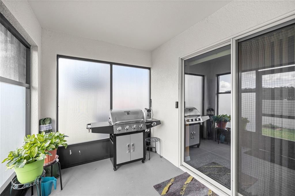 For Sale: $295,000 (4 beds, 2 baths, 1828 Square Feet)