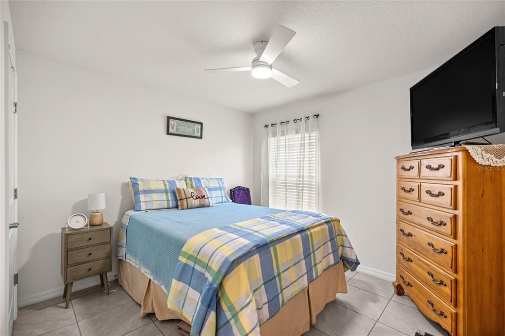 For Sale: $295,000 (4 beds, 2 baths, 1828 Square Feet)