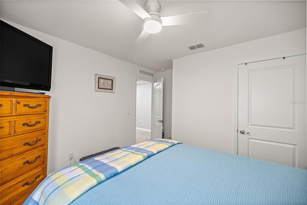 For Sale: $295,000 (4 beds, 2 baths, 1828 Square Feet)