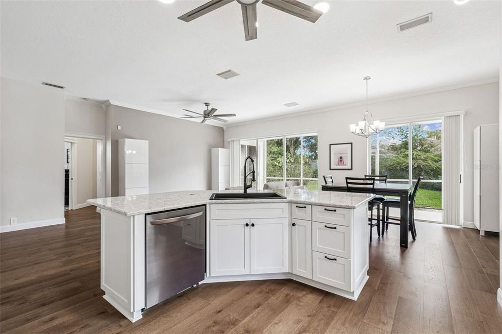 待售: $515,000 (3 贝兹, 2 浴室, 1724 平方英尺)