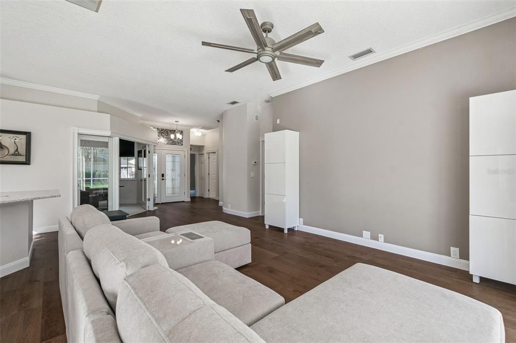 待售: $515,000 (3 贝兹, 2 浴室, 1724 平方英尺)