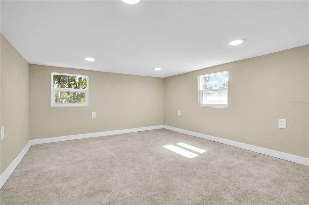 For Sale: $525,000 (3 beds, 2 baths, 1694 Square Feet)