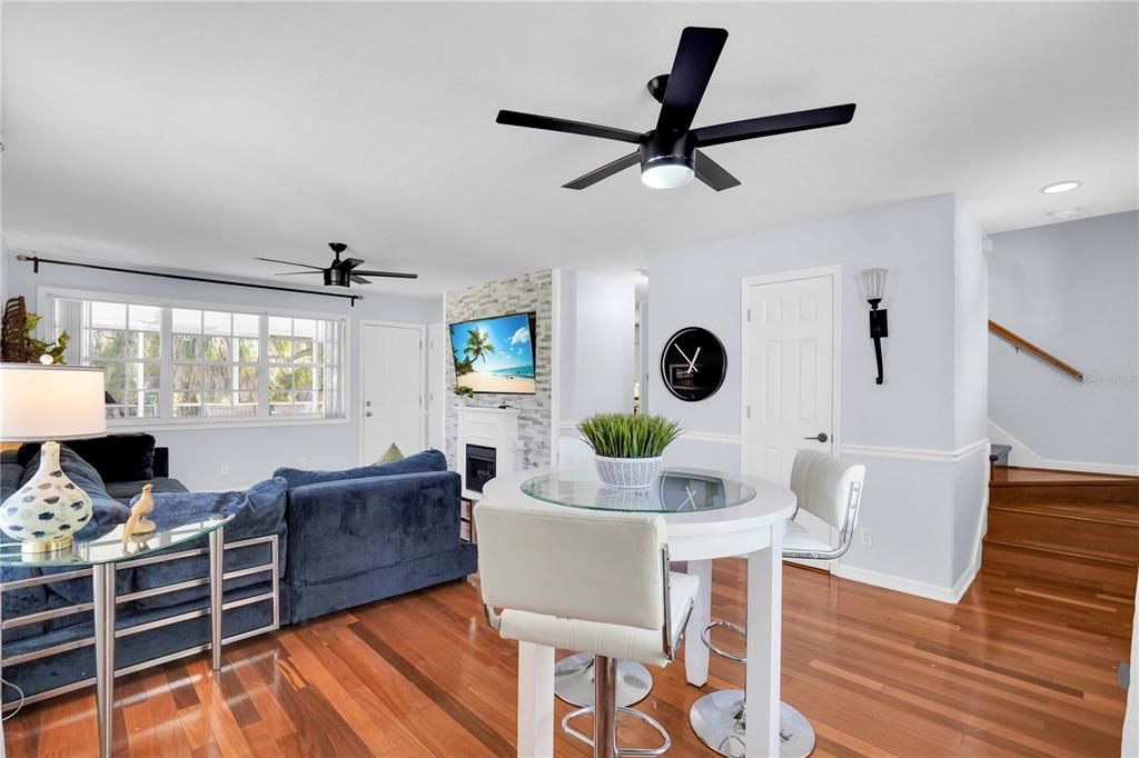 For Sale: $525,000 (3 beds, 2 baths, 1694 Square Feet)