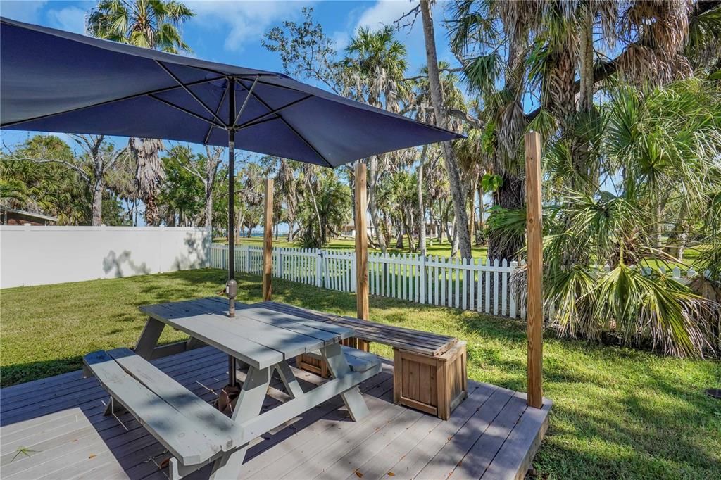 For Sale: $525,000 (3 beds, 2 baths, 1694 Square Feet)