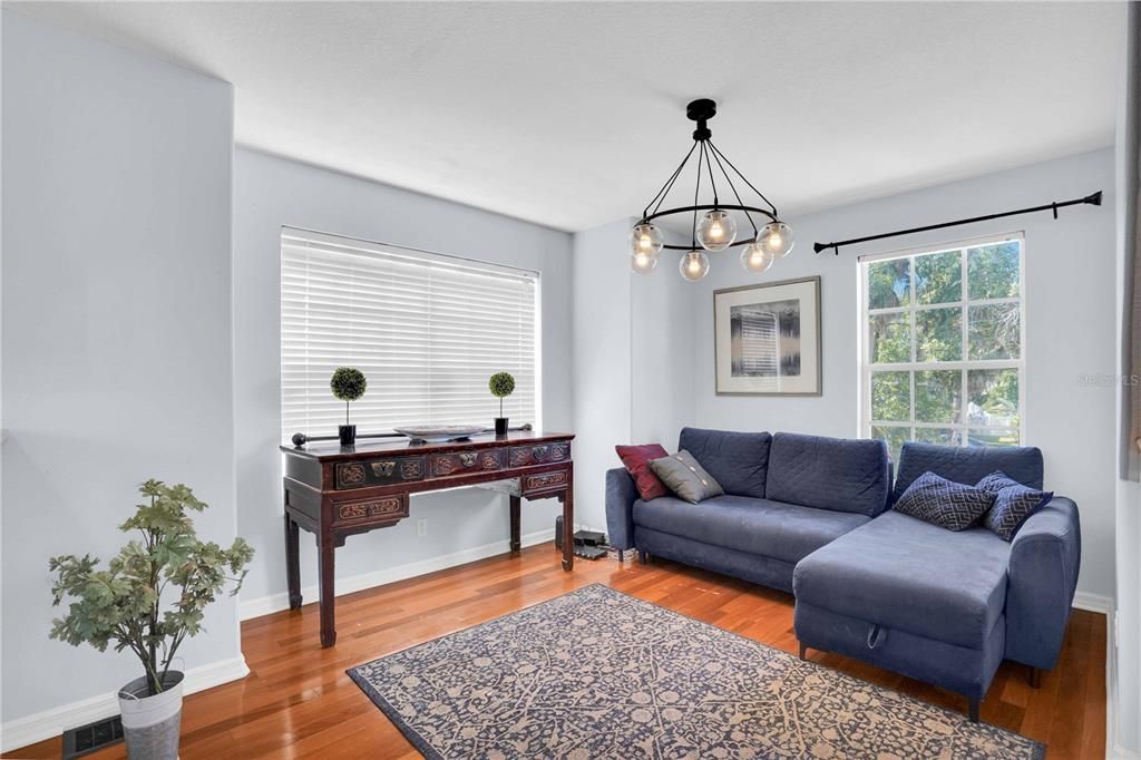 For Sale: $525,000 (3 beds, 2 baths, 1694 Square Feet)