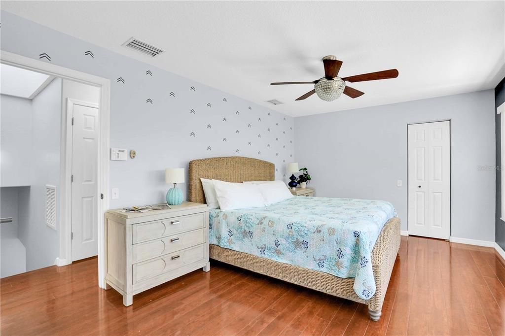 For Sale: $525,000 (3 beds, 2 baths, 1694 Square Feet)