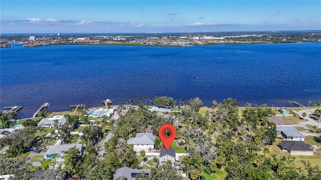 For Sale: $525,000 (3 beds, 2 baths, 1694 Square Feet)