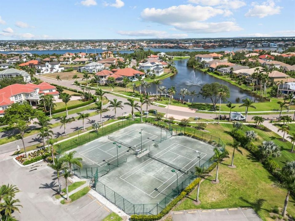 For Sale: $650,000 (4 beds, 2 baths, 2588 Square Feet)