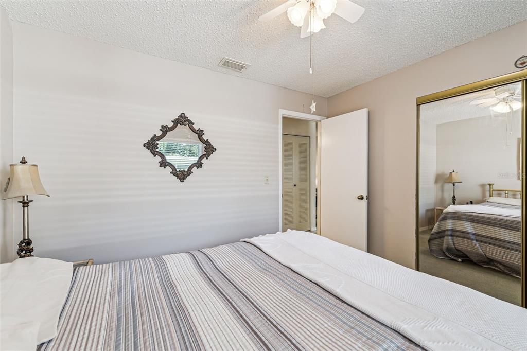 待售: $125,000 (2 贝兹, 2 浴室, 1073 平方英尺)