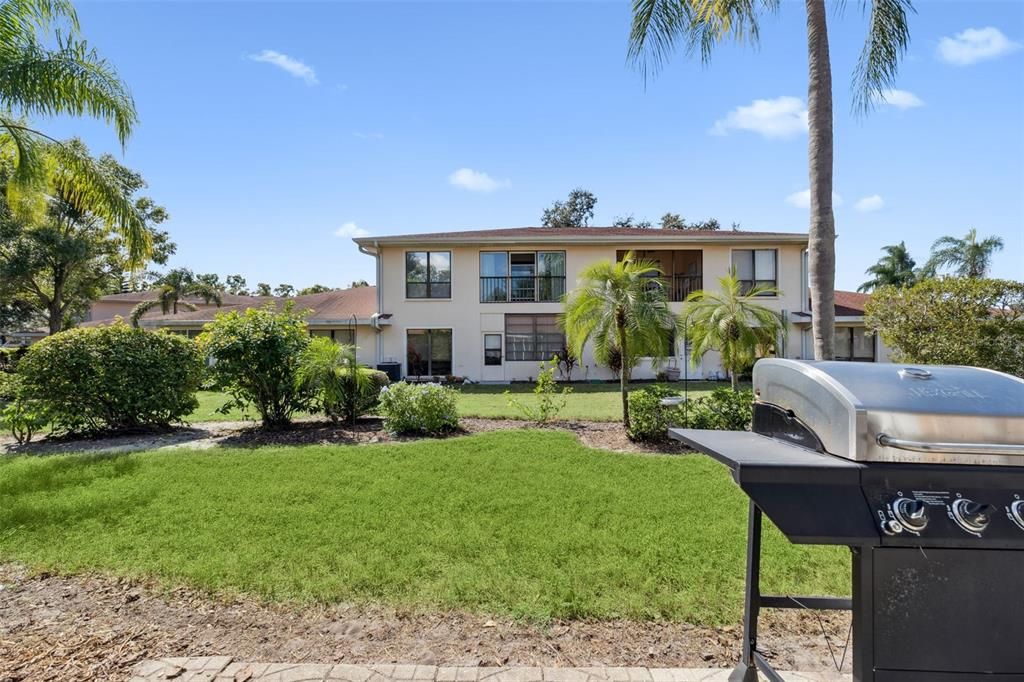 待售: $125,000 (2 贝兹, 2 浴室, 1073 平方英尺)