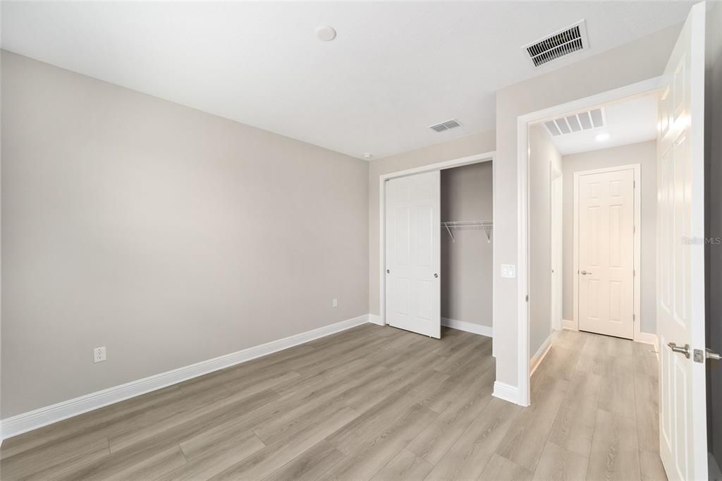 For Sale: $360,000 (2 beds, 2 baths, 1718 Square Feet)