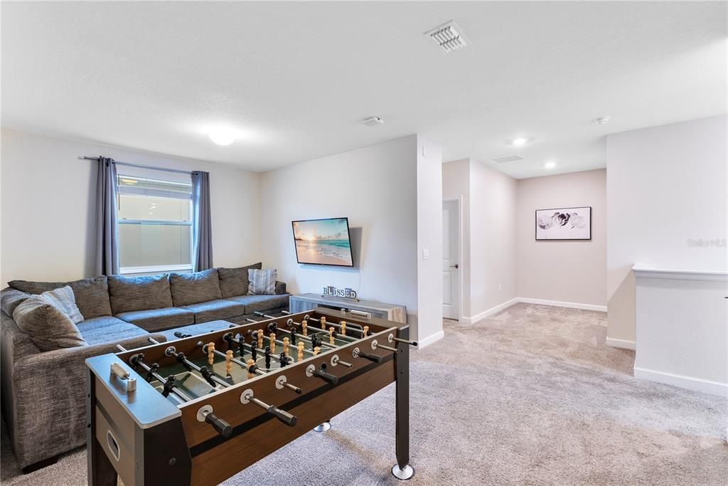 For Sale: $649,000 (6 beds, 5 baths, 3343 Square Feet)