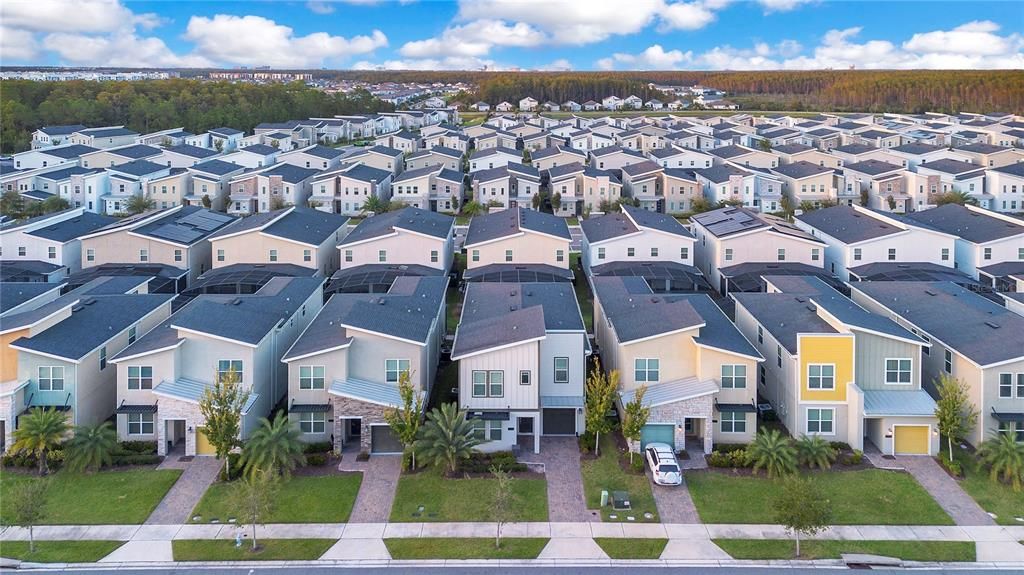 For Sale: $649,000 (6 beds, 5 baths, 3343 Square Feet)