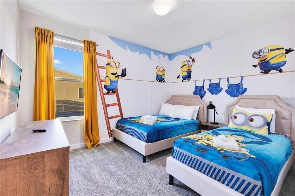 For Sale: $649,000 (6 beds, 5 baths, 3343 Square Feet)