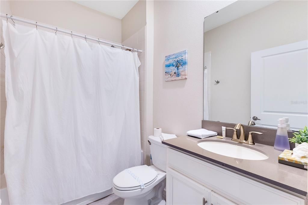 For Sale: $649,000 (6 beds, 5 baths, 3343 Square Feet)