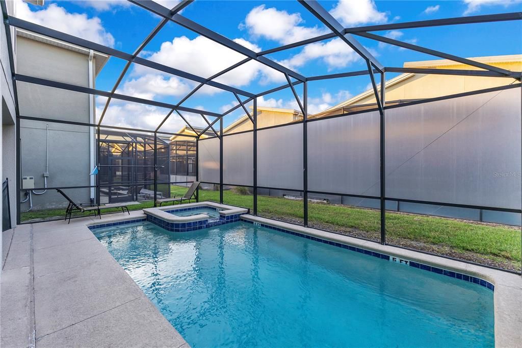 For Sale: $649,000 (6 beds, 5 baths, 3343 Square Feet)