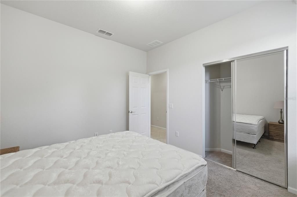 待售: $365,000 (3 贝兹, 2 浴室, 2122 平方英尺)