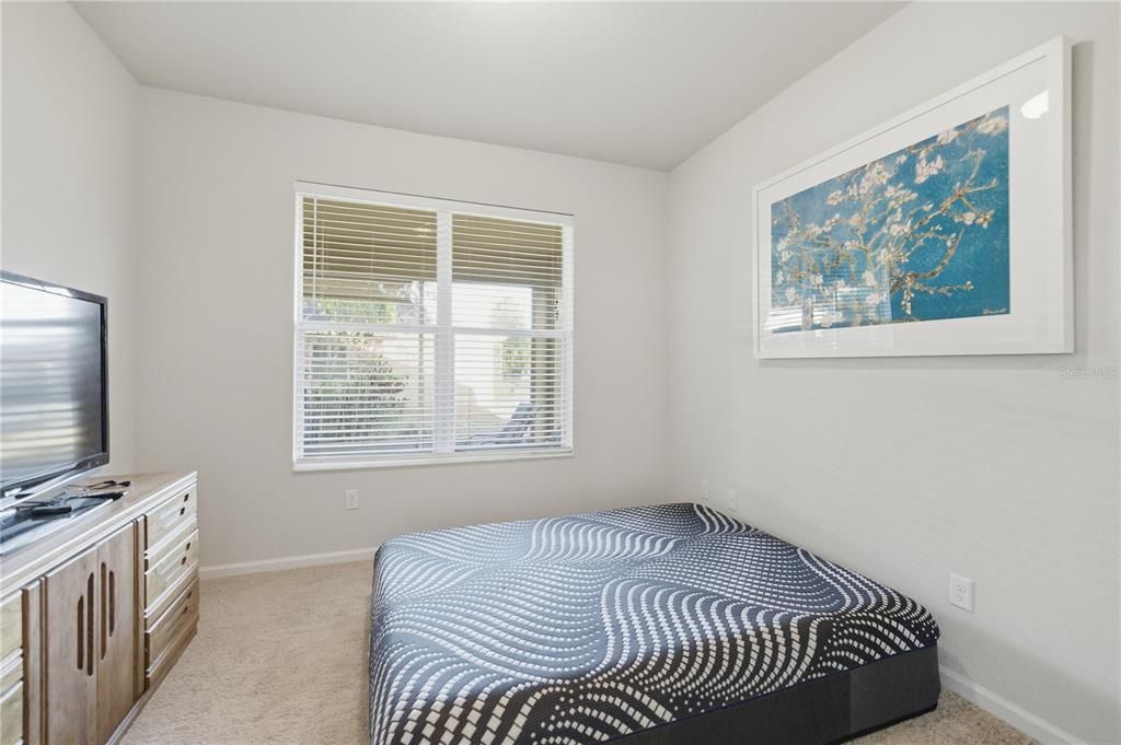 待售: $365,000 (3 贝兹, 2 浴室, 2122 平方英尺)