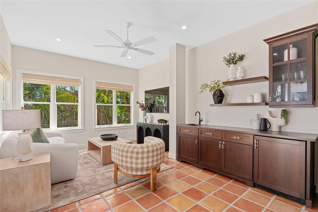 En Venta: $2,750,000 (4 camas, 3 baños, 3232 Pies cuadrados)