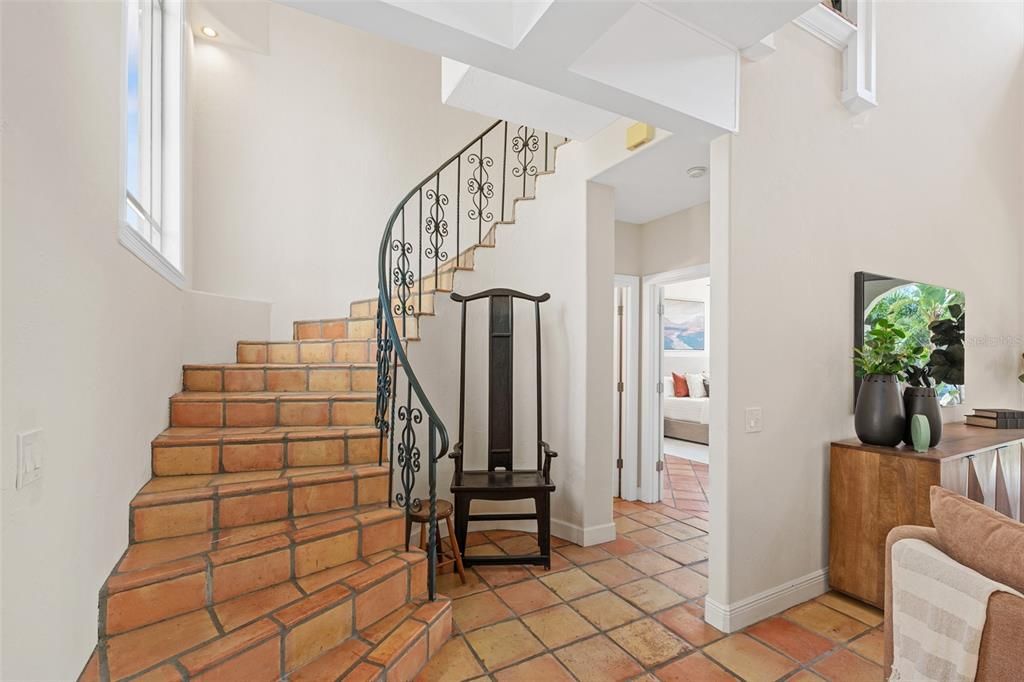 En Venta: $2,750,000 (4 camas, 3 baños, 3232 Pies cuadrados)