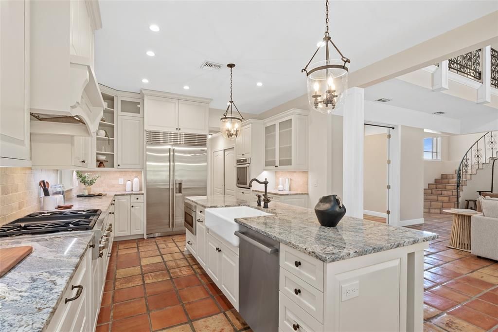 En Venta: $2,750,000 (4 camas, 3 baños, 3232 Pies cuadrados)