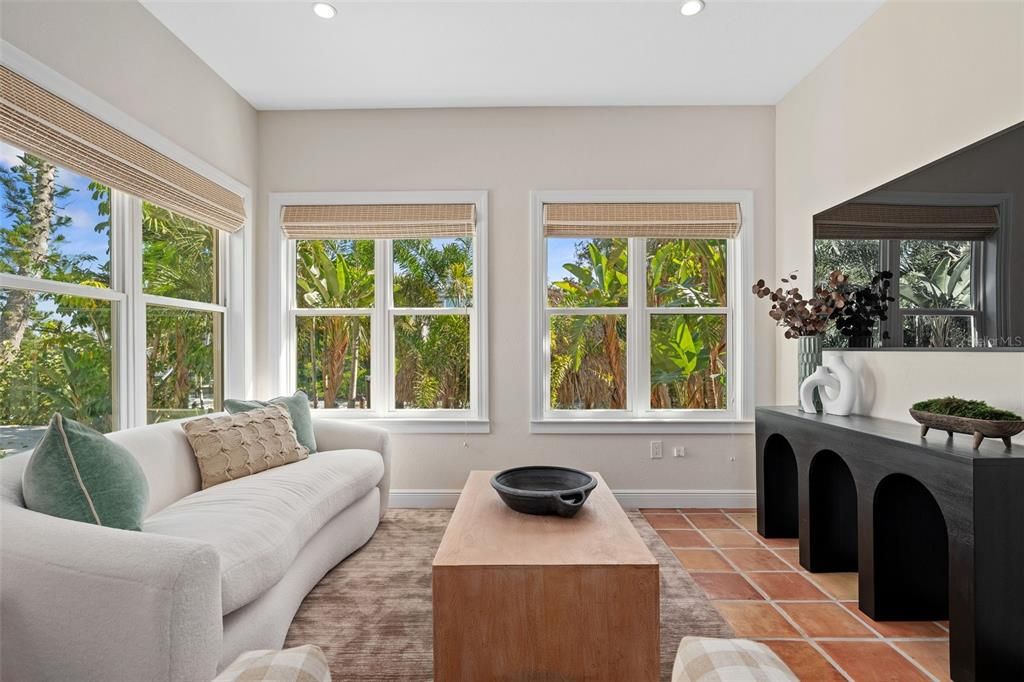 En Venta: $2,750,000 (4 camas, 3 baños, 3232 Pies cuadrados)