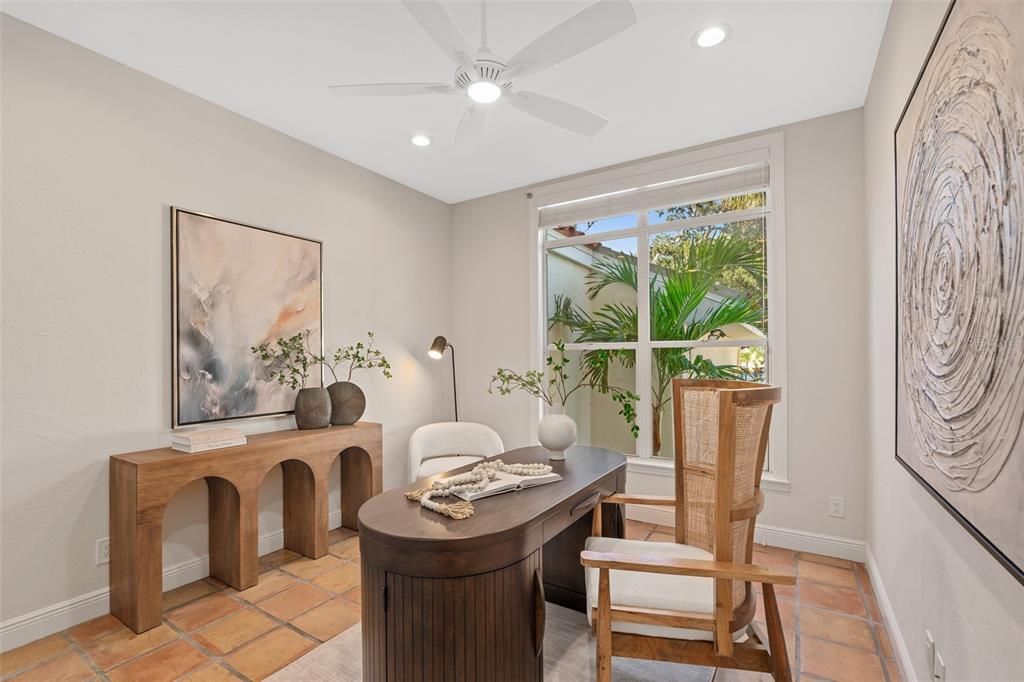 En Venta: $2,750,000 (4 camas, 3 baños, 3232 Pies cuadrados)