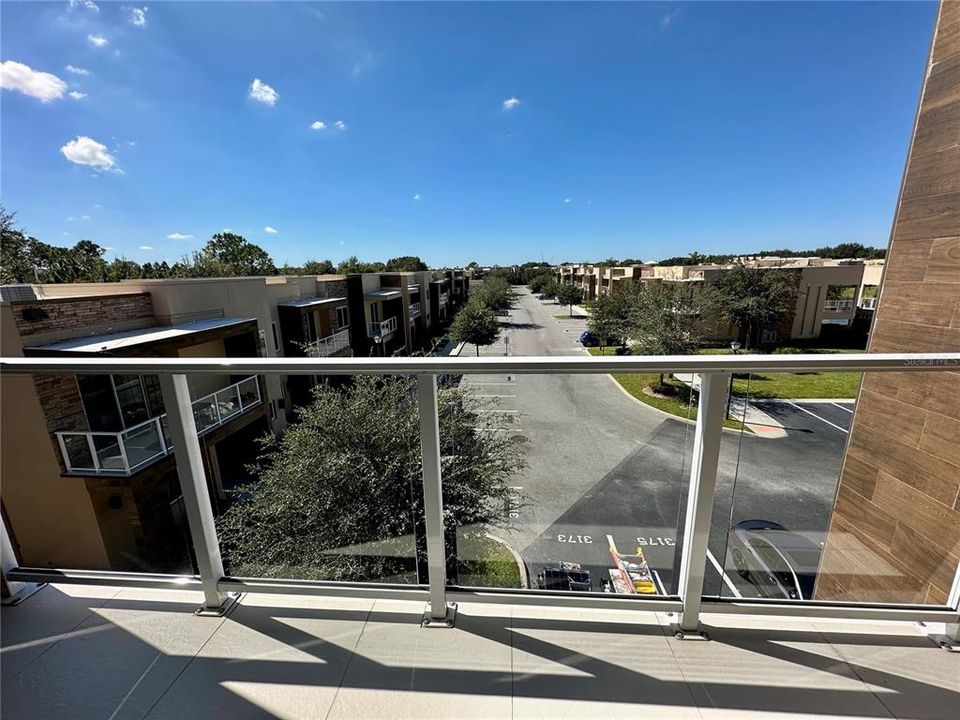 For Sale: $445,000 (3 beds, 3 baths, 2268 Square Feet)