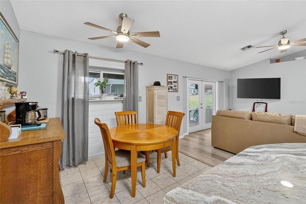 Active With Contract: $285,000 (2 beds, 2 baths, 1496 Square Feet)