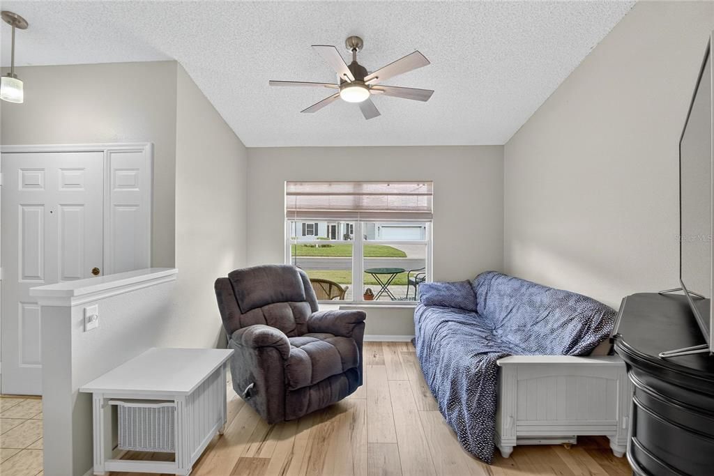 Active With Contract: $285,000 (2 beds, 2 baths, 1496 Square Feet)