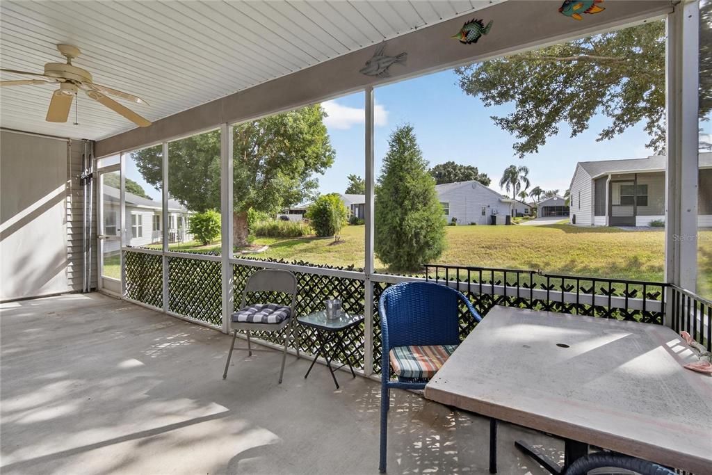 Active With Contract: $285,000 (2 beds, 2 baths, 1496 Square Feet)