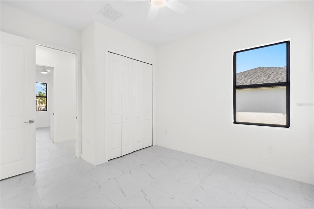 For Sale: $396,000 (4 beds, 3 baths, 1904 Square Feet)