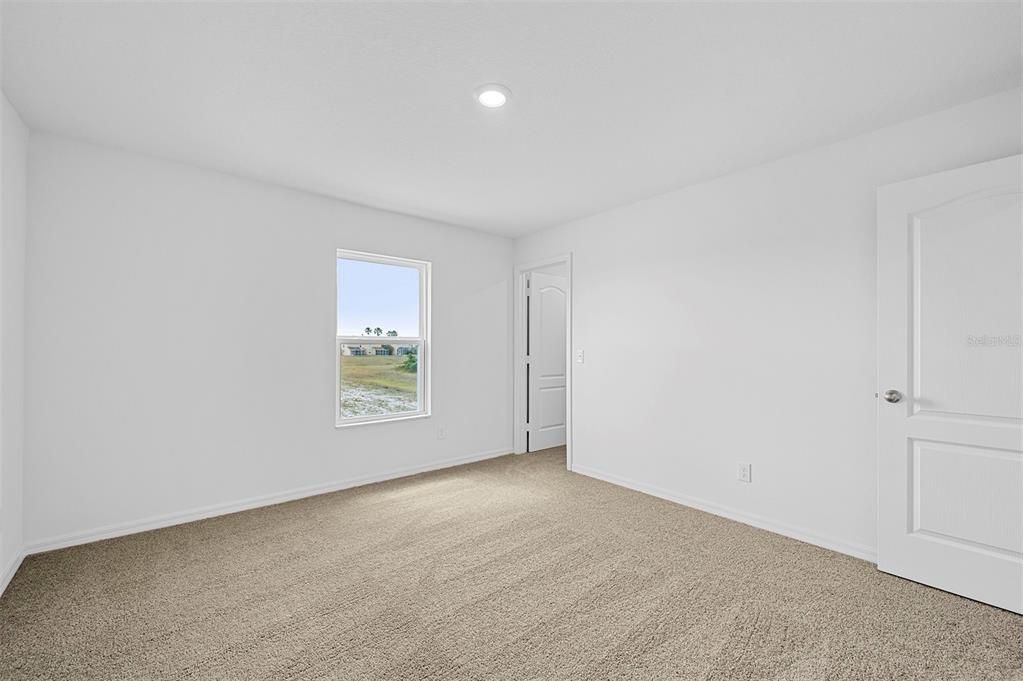 Active With Contract: $272,900 (3 beds, 2 baths, 1795 Square Feet)