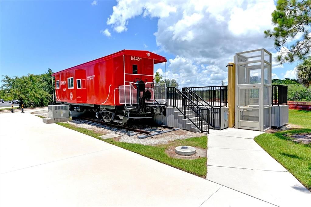 待售: $925,000 (6 贝兹, 0 浴室, 2316 平方英尺)