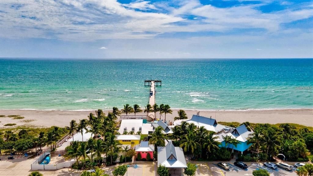 待售: $925,000 (6 贝兹, 0 浴室, 2316 平方英尺)