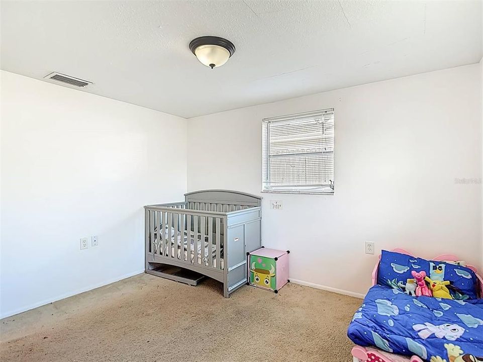 For Sale: $220,000 (3 beds, 1 baths, 1051 Square Feet)