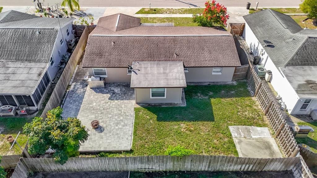 For Sale: $220,000 (3 beds, 1 baths, 1051 Square Feet)