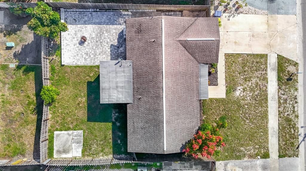 For Sale: $220,000 (3 beds, 1 baths, 1051 Square Feet)