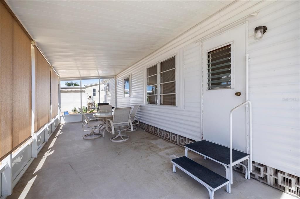 For Sale: $179,900 (2 beds, 1 baths, 624 Square Feet)