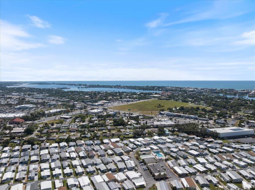 For Sale: $179,900 (2 beds, 1 baths, 624 Square Feet)