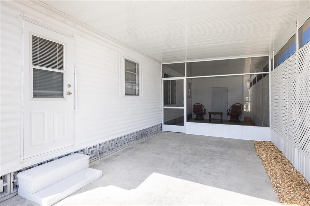 For Sale: $179,900 (2 beds, 1 baths, 624 Square Feet)