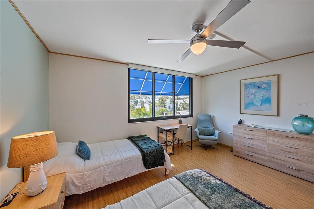 For Sale: $874,500 (2 beds, 2 baths, 1601 Square Feet)